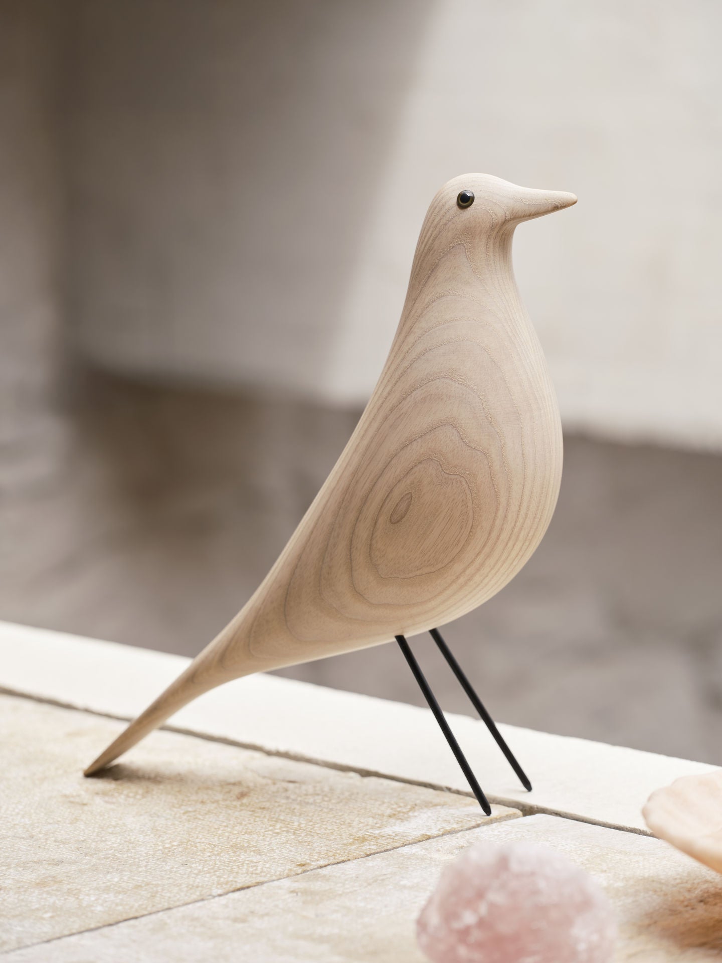Vitra Eames House Bird wit essenhout