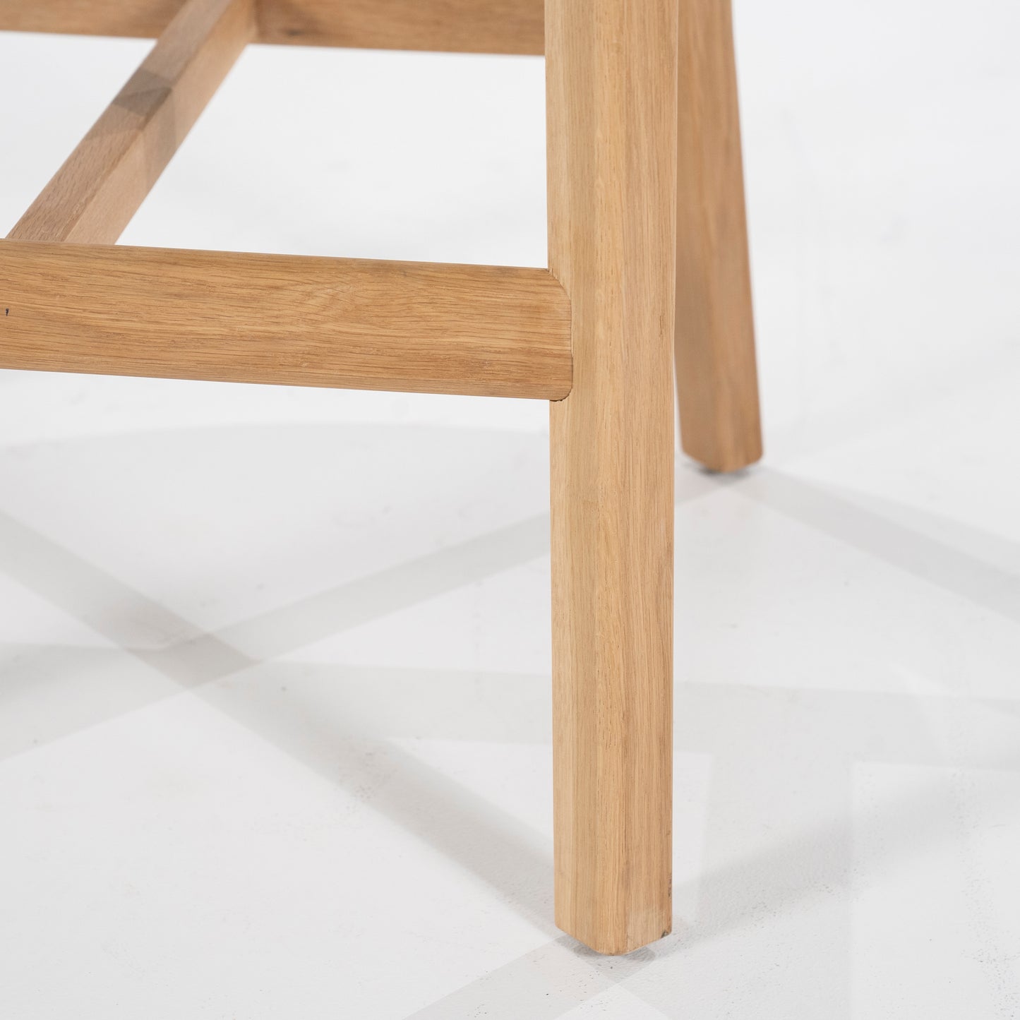 Eleonora Mikky barkruk H69 naturel Moon Taupe