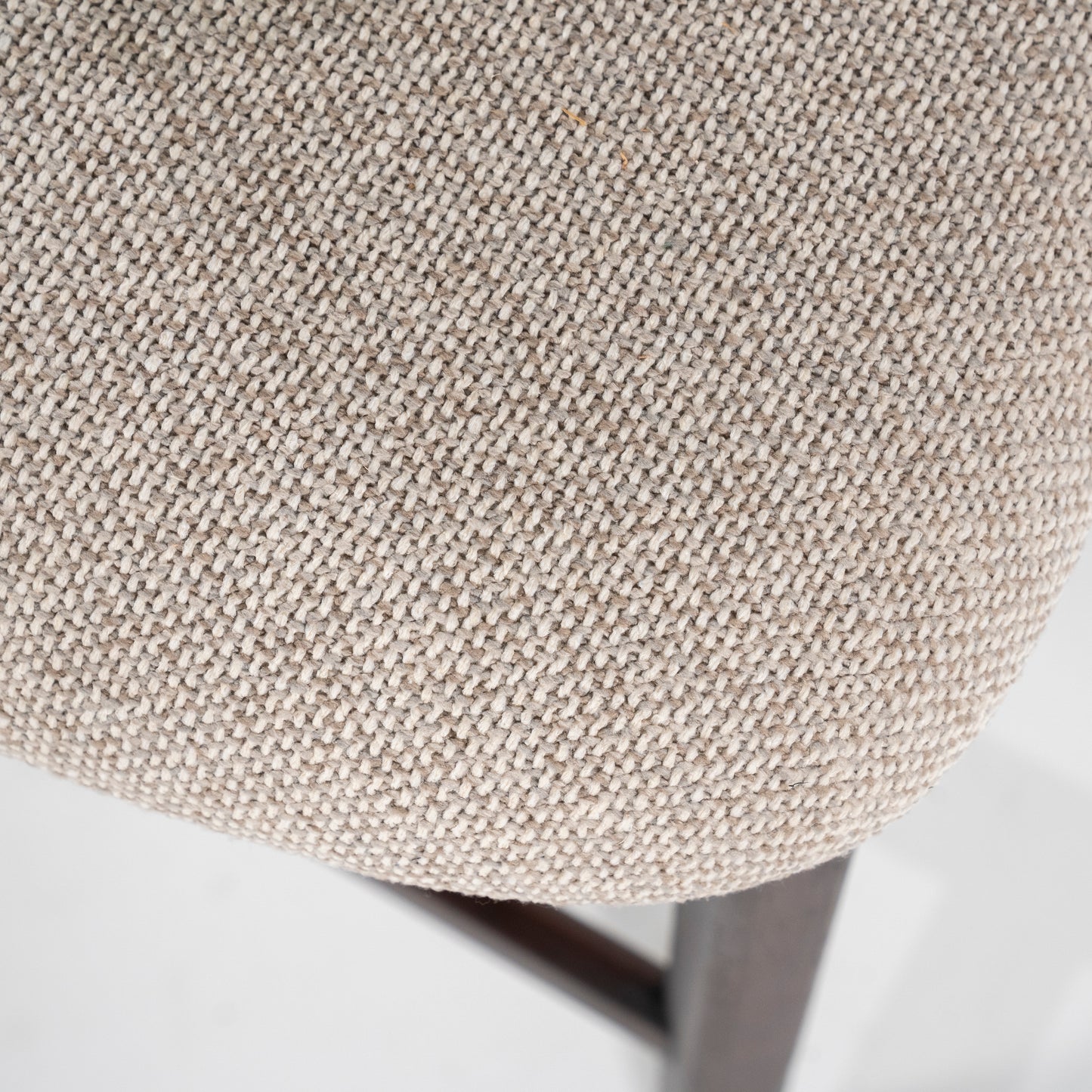 Eleonora Mikky barkruk H69 bruin Moon Taupe