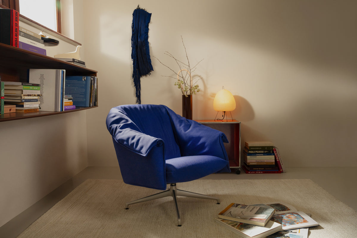 Vitra Bascule Lowback fauteuil Iroko Lemon sterpoot aluminium