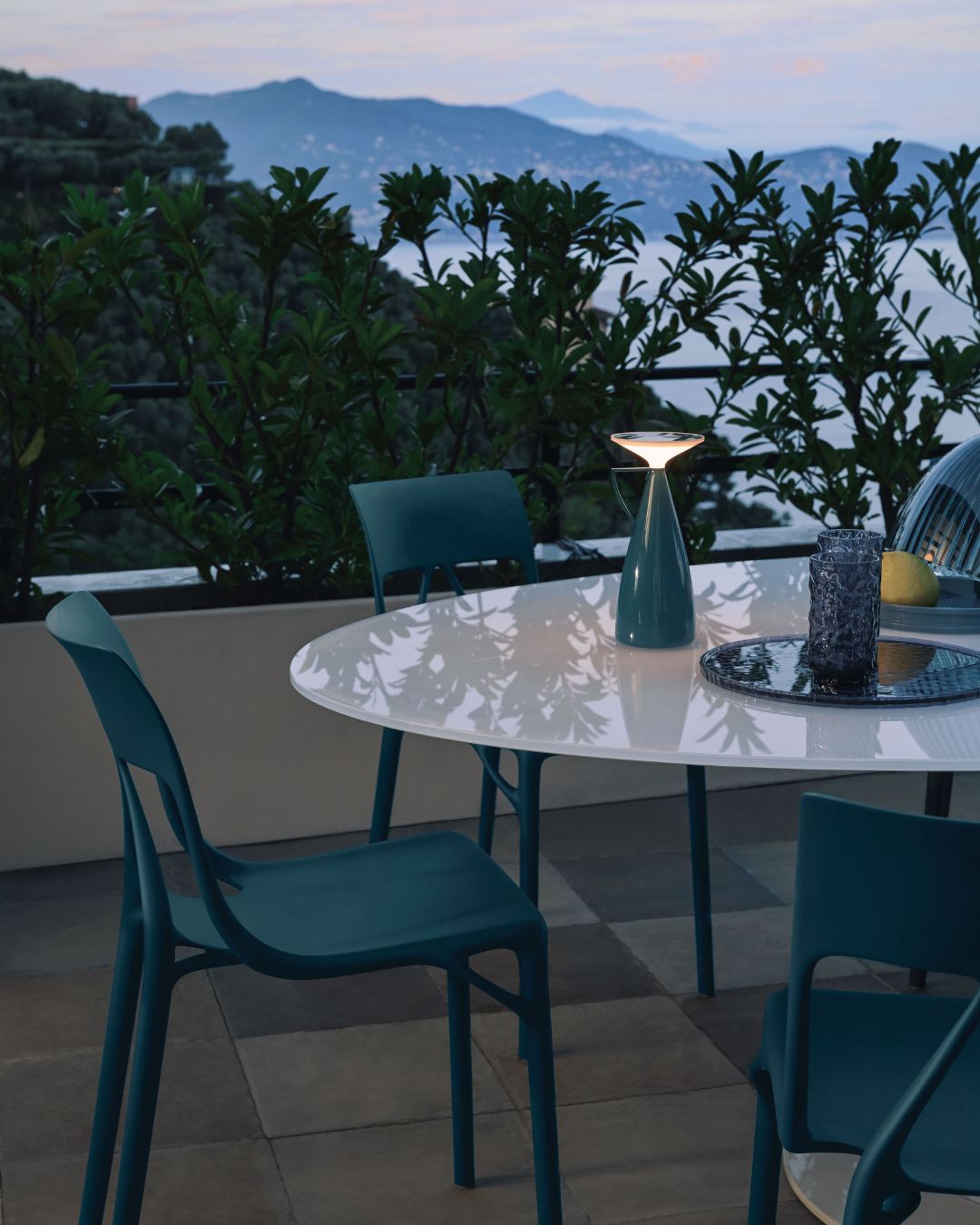 Kartell A.I. Lite eetkamerstoel Petrol