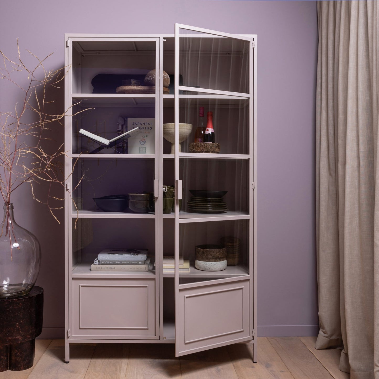 WOOOD Ronja vitrinekast metaal Soft Pink