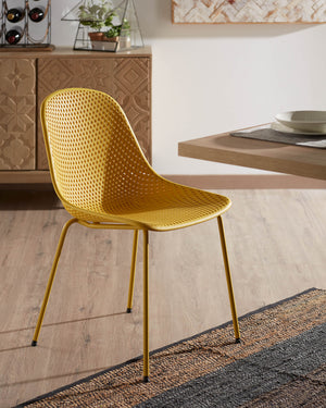 Kave Home Quinby tuinstoel Geel
