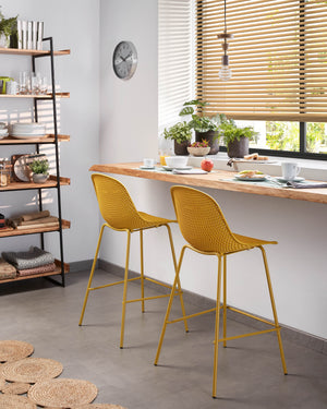 Kave Home Quinby barkruk H75 Geel