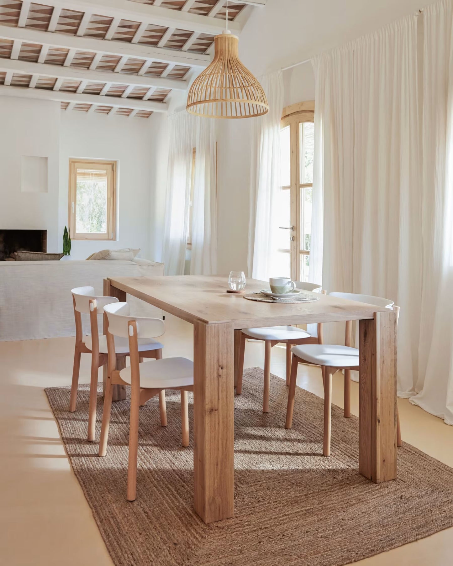 Kave Home Deyanira eettafel 200x100 cm eiken fineer Naturel
