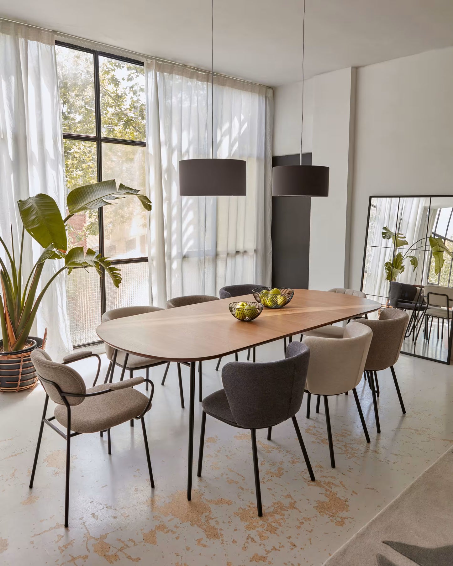 Kave Home Novac eettafel uitschuifbaar Ø120/200x120 cm