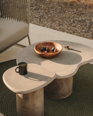Kave Home Macarella bijzettafel 83x77 cm Grijs