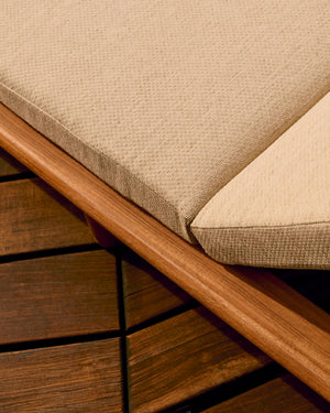 Kave Home Turqueta ligstoel teakhout Beige
