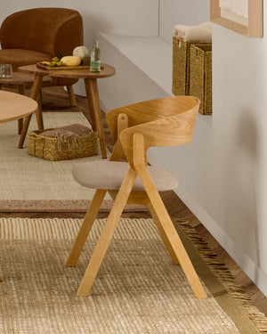 Kave Home Godia eetkamerstoel chenille Beige/naturel
