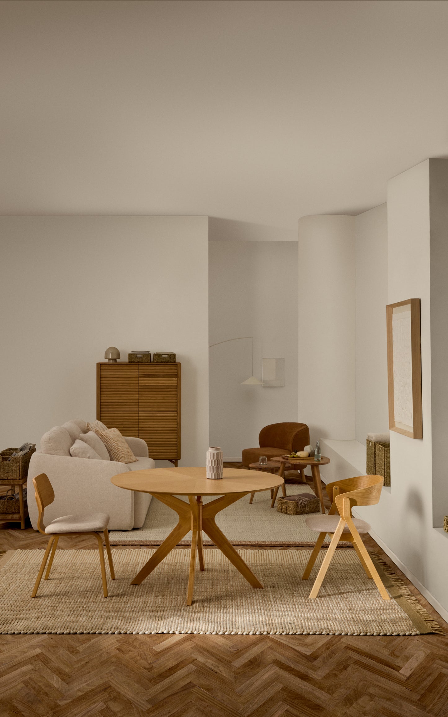 Kave Home Naanim eettafel rond Ø120 cm Naturel