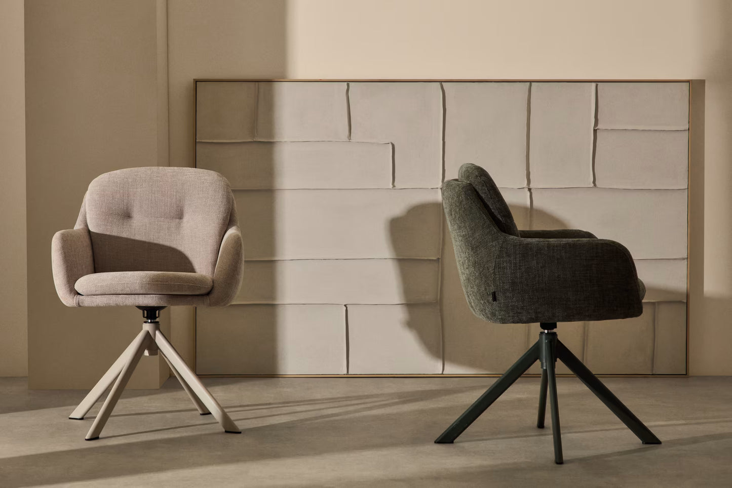 Kave Home Lexa eetkamerstoel draaibaar chenille Beige