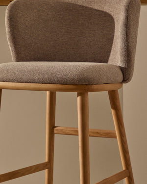 Kave Home Ciselia barkruk H65 chenille Bruin poot hout