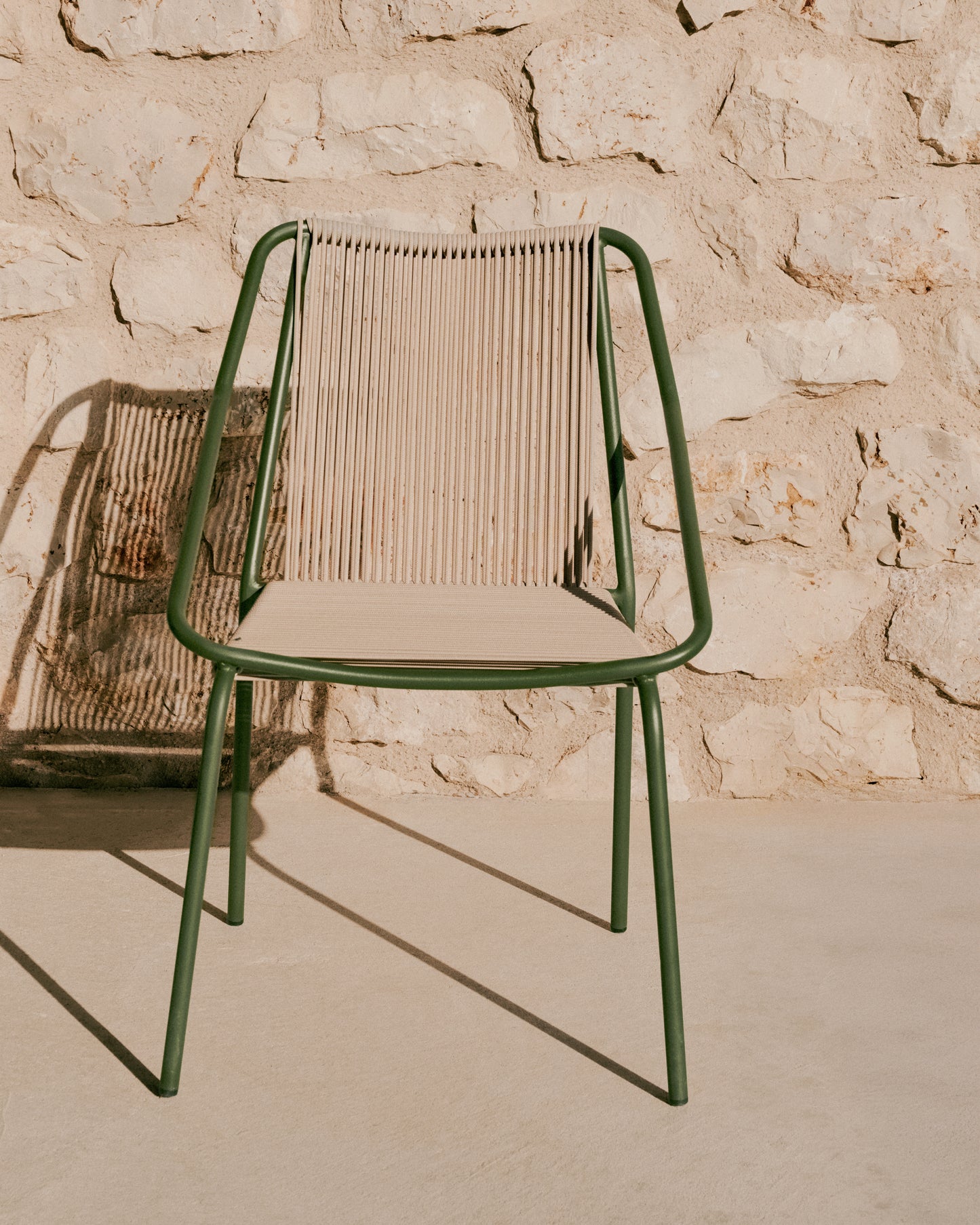 Kave Home Zivia tuinstoel Groen