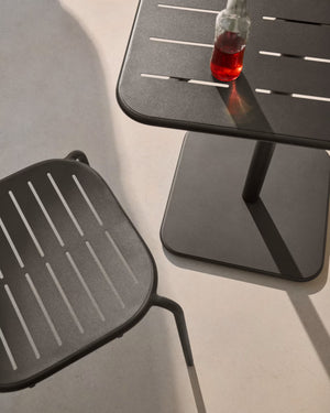 Kave Home Brai tuintafel 70x70 cm gegalvaniseerd Donkergrijs