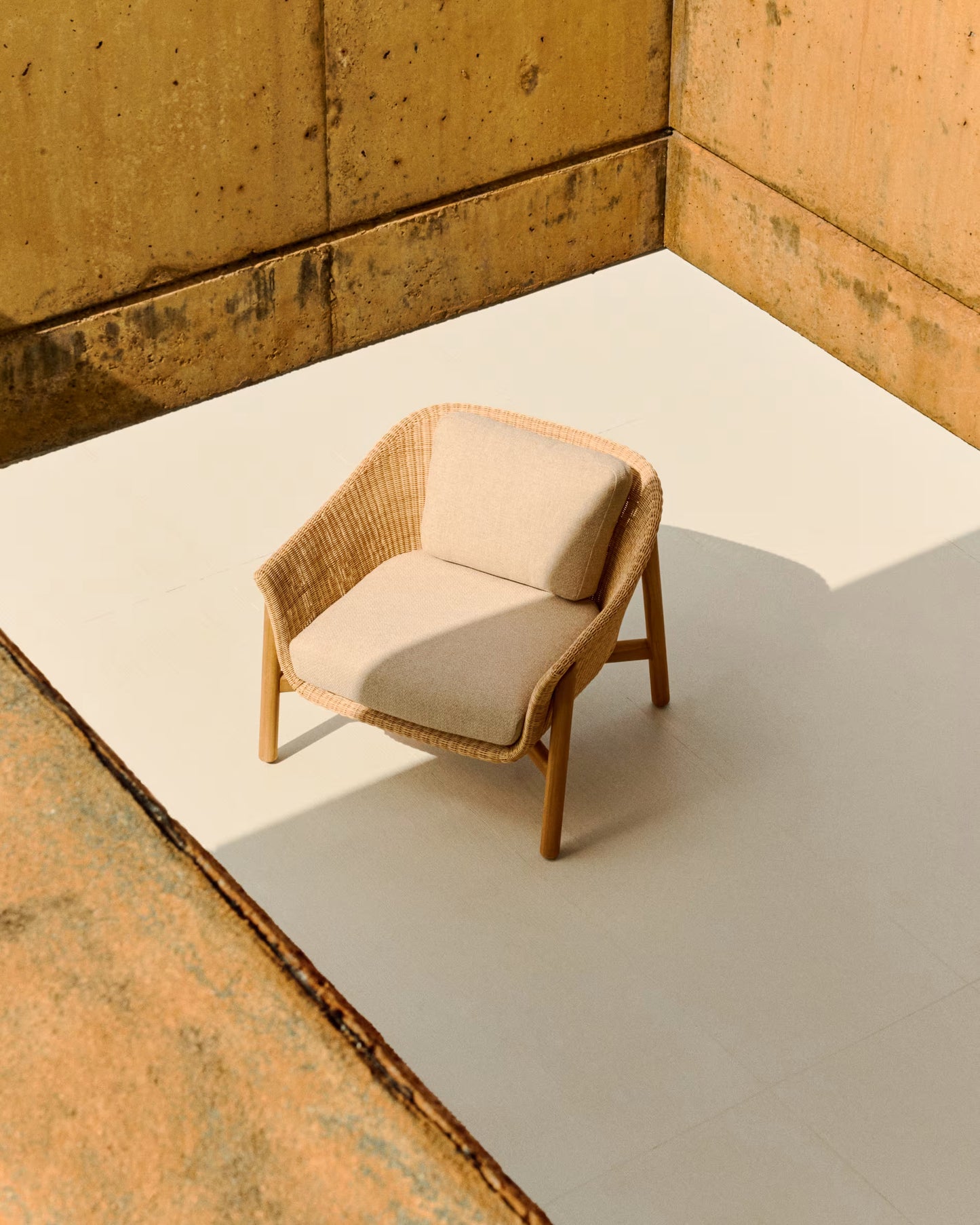 Kave Home Galea tuinstoel Beige
