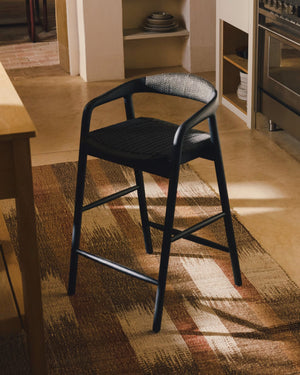 Kave Home Derile barkruk H65 cm eiken Zwart