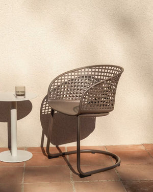 Kave Home Tenaro tuinstoel Bruin