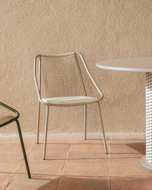 Kave Home Zivia tuinstoel Taupe