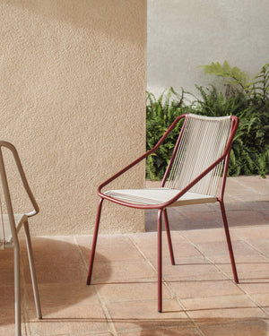 Kave Home Zivia tuinstoel Burgundy