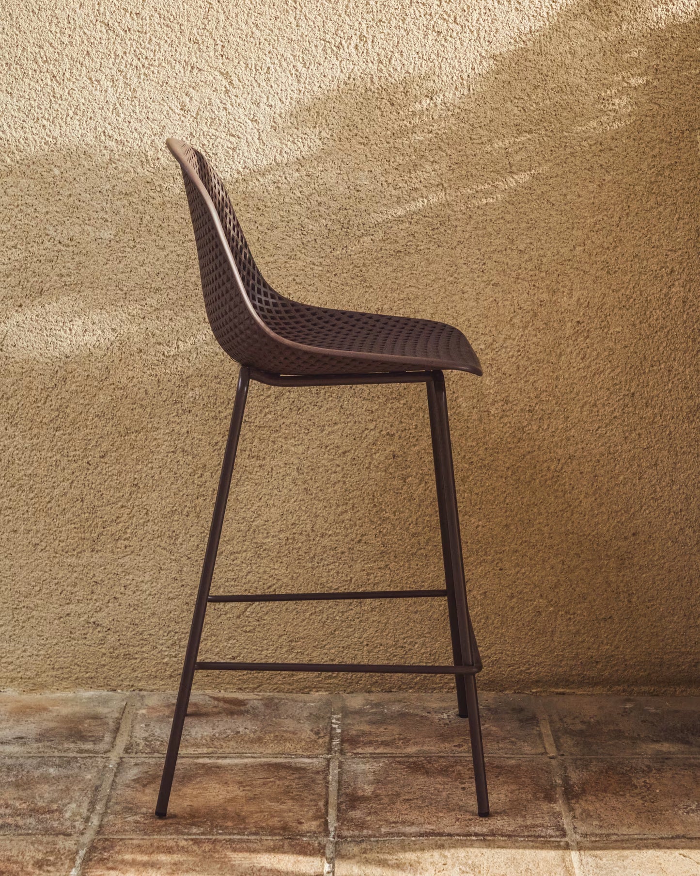 Kave Home Quinby barkruk H65 Bruin