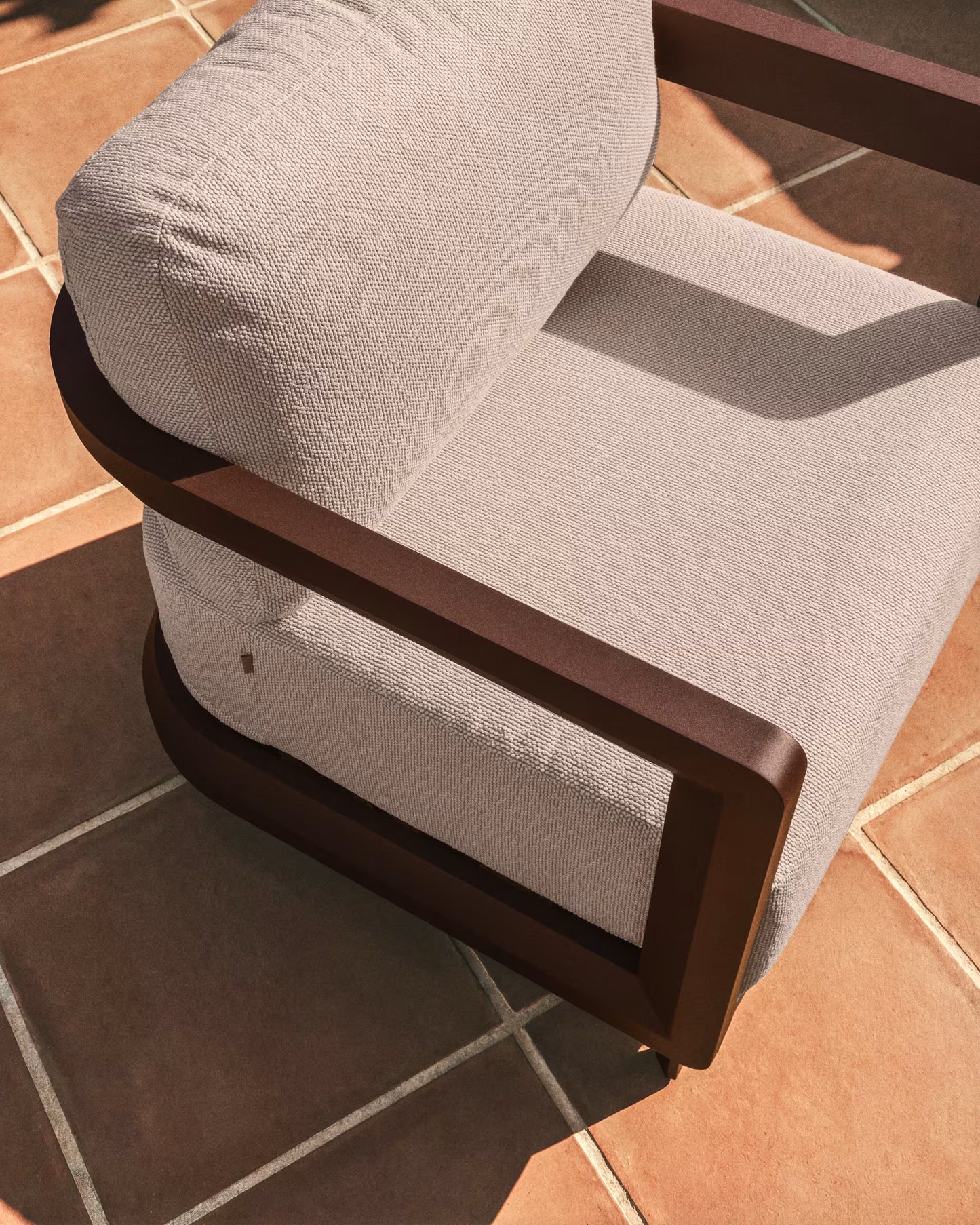 Kave Home Nerano loungestoel Bruin