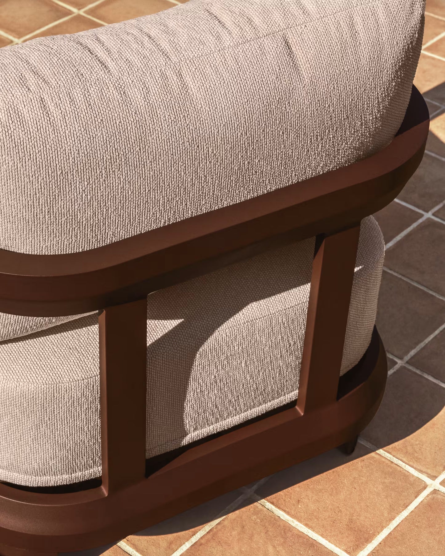 Kave Home Nerano loungestoel Bruin