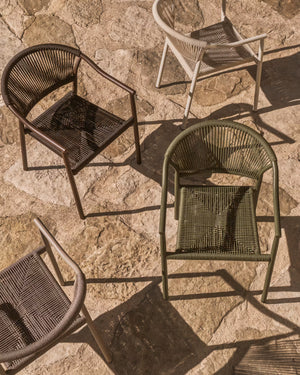 Kave Home Livadia tuinstoel Bruin