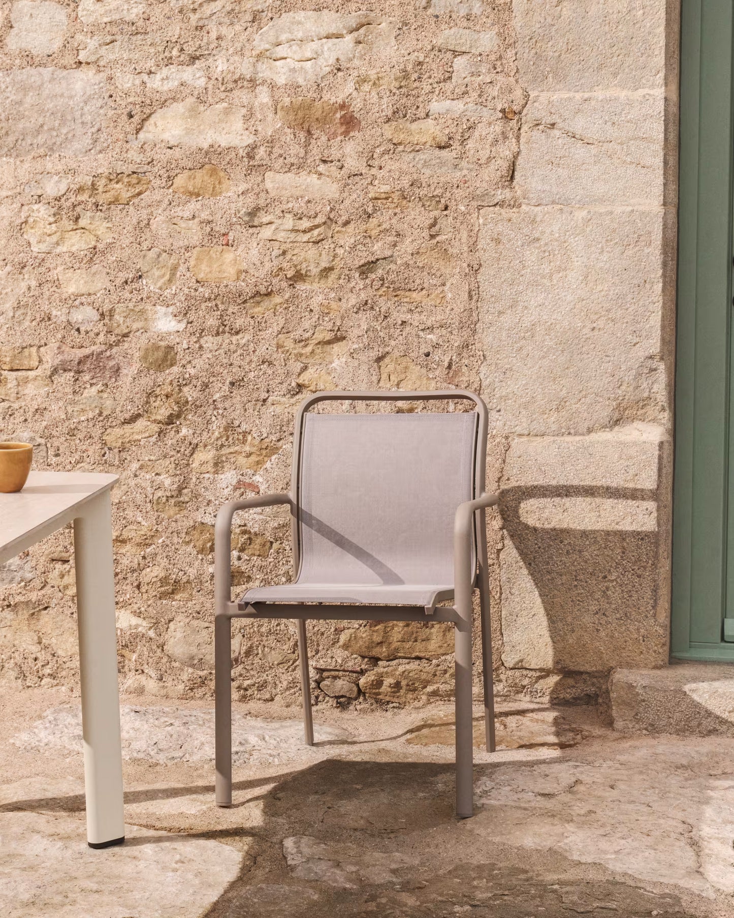 Kave Home Luri tuinstoel Taupe/Beige