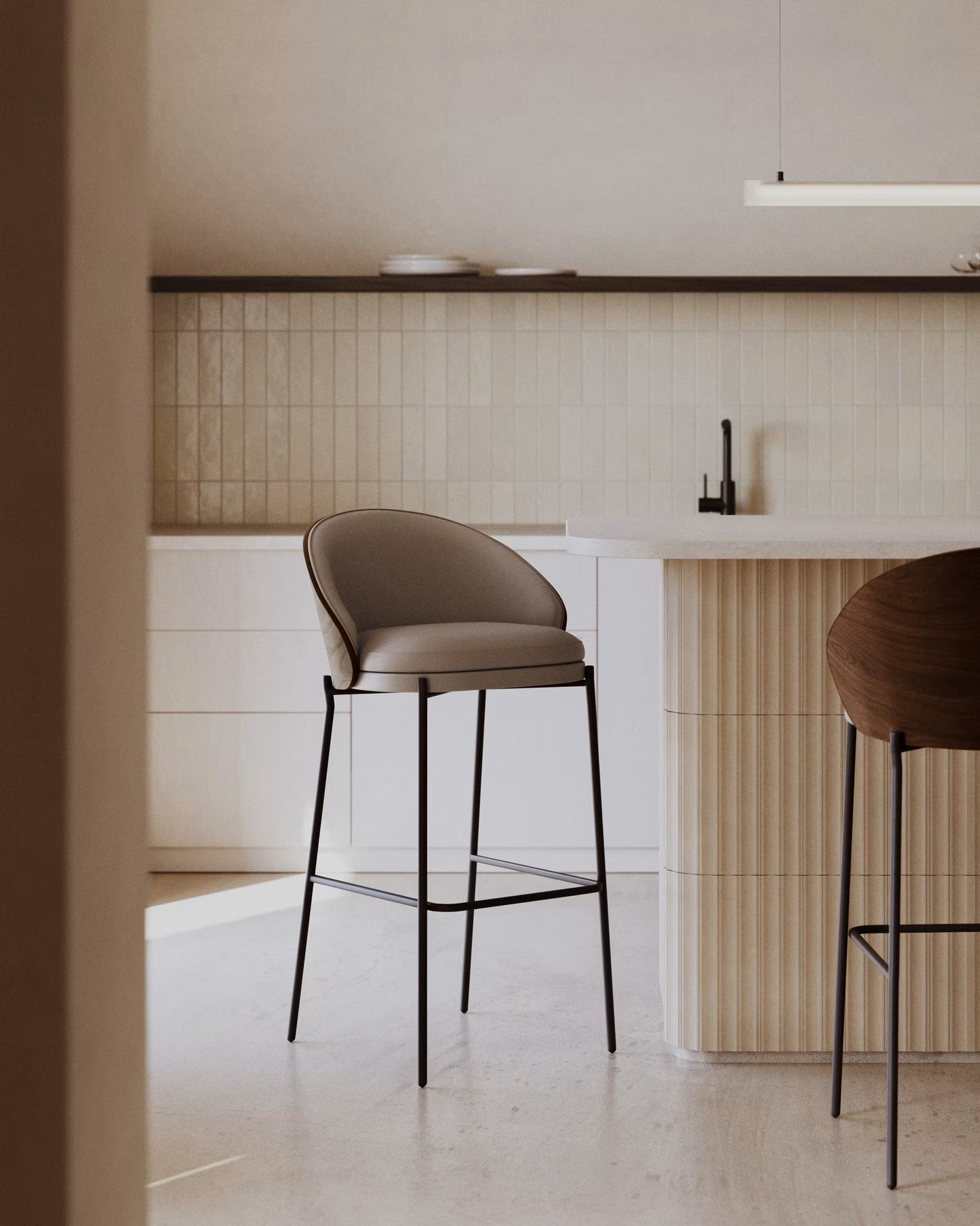 Kave Home Eamy barkruk H65 kunstleer Bruin/Walnoot