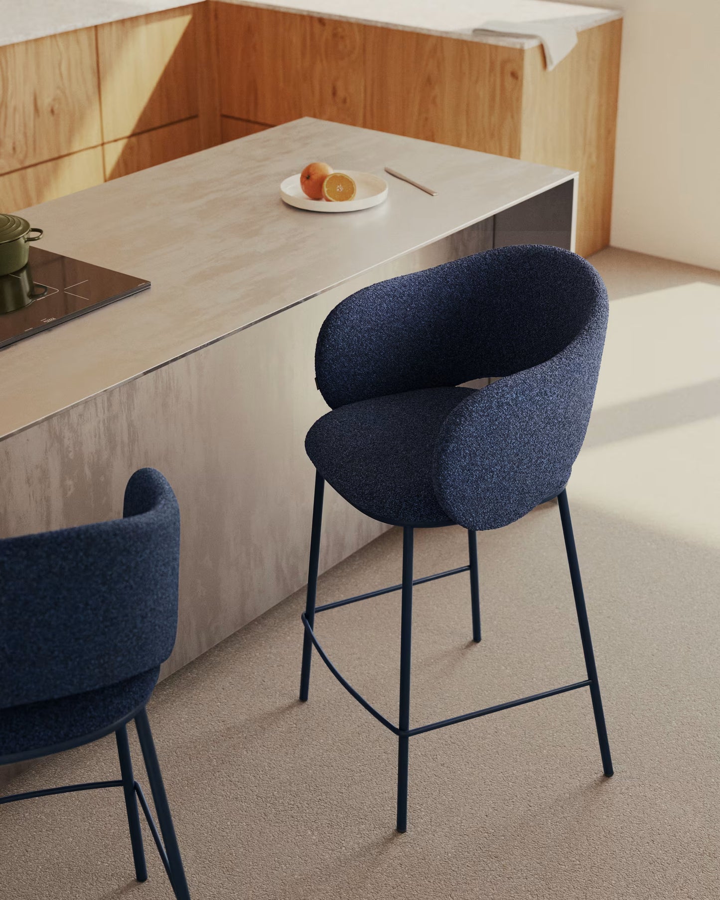 Kave Home Maina barkruk H65 dik chenille Blauw