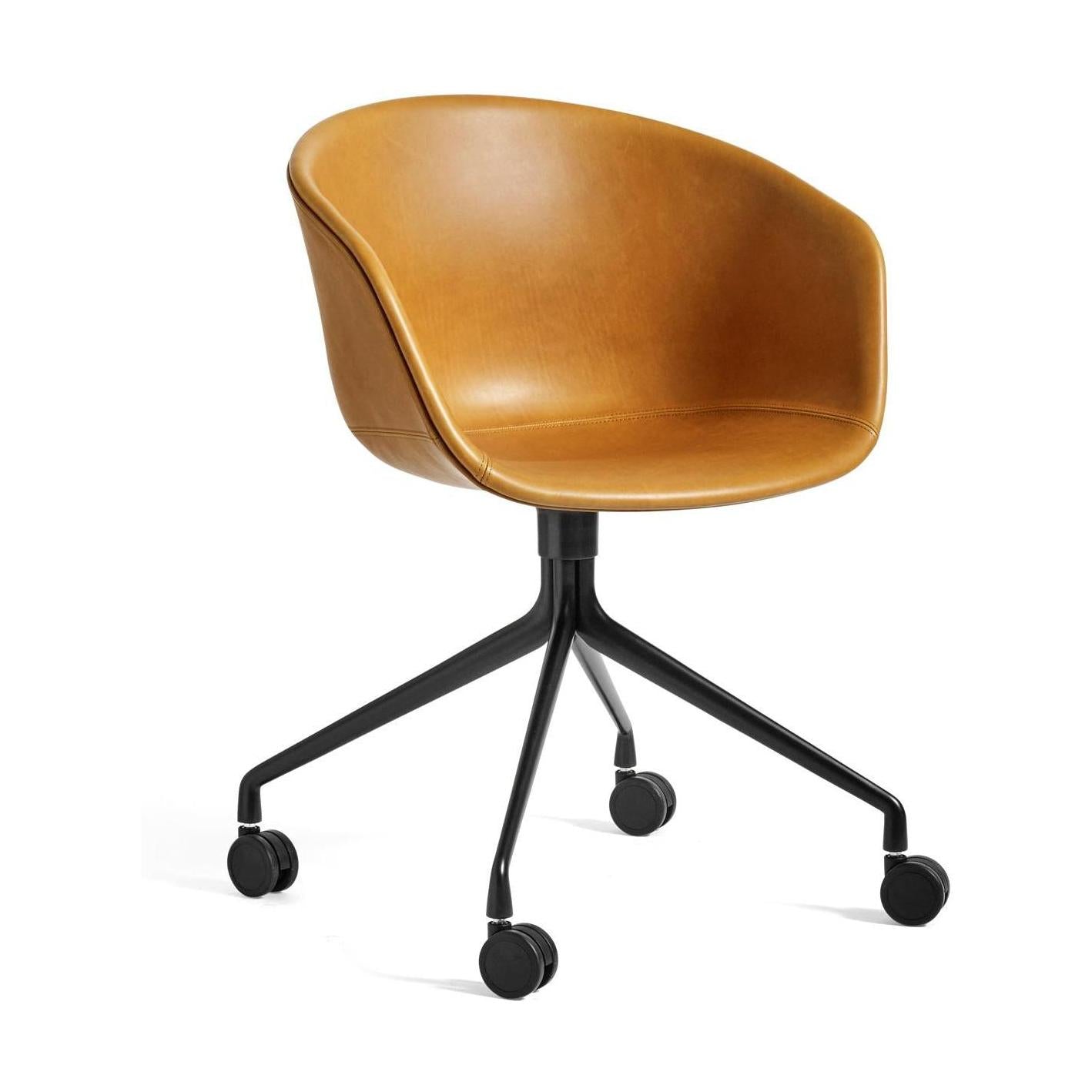 HAY About a Chair AAC 25 bureaustoel zwart Sense Cognac