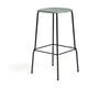 HAY Soft Edge 85 H65 barkruk Dusty Green gepoedercoat zwart met vilt