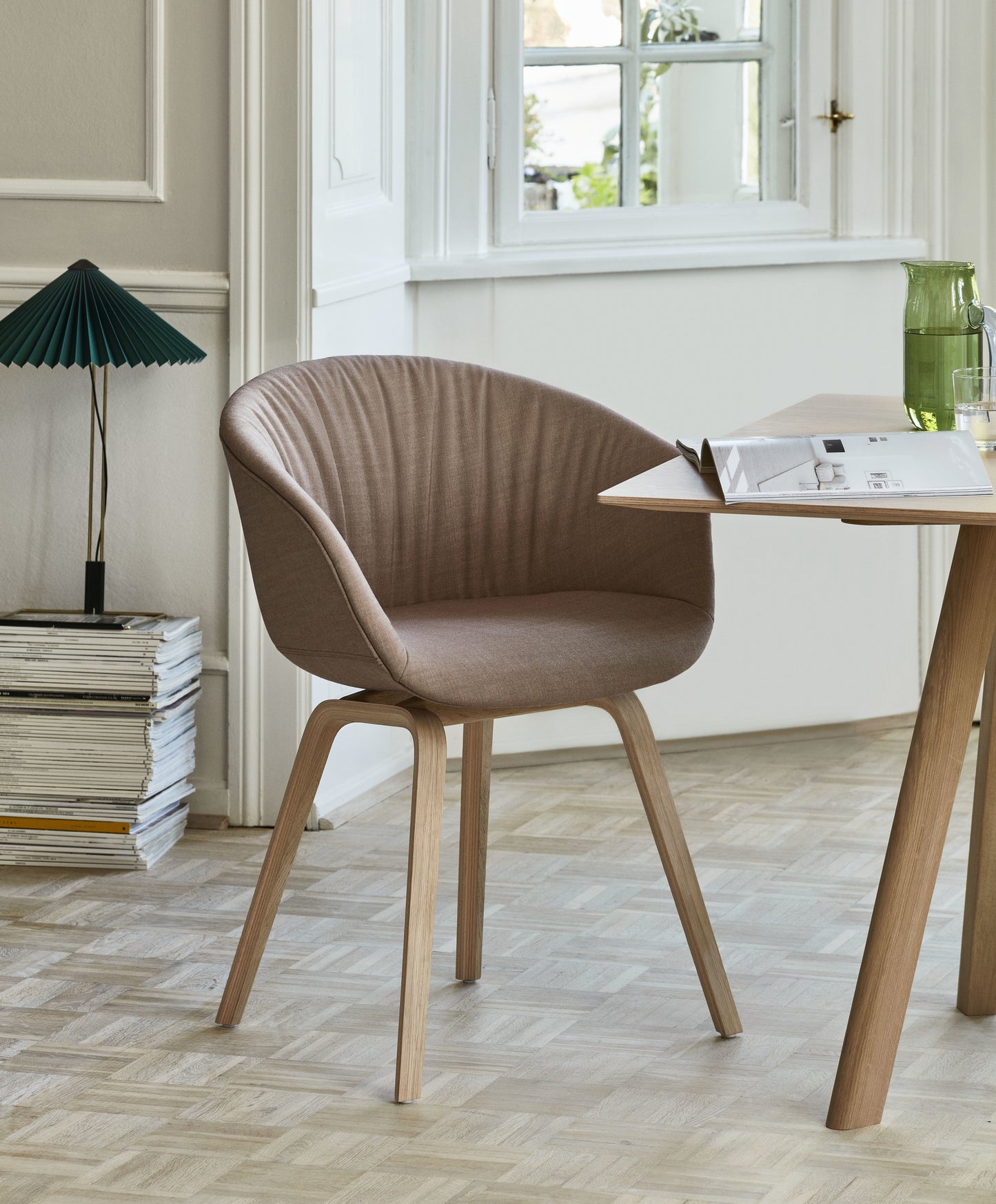 HAY Matin 300 tafellamp Green/Brass