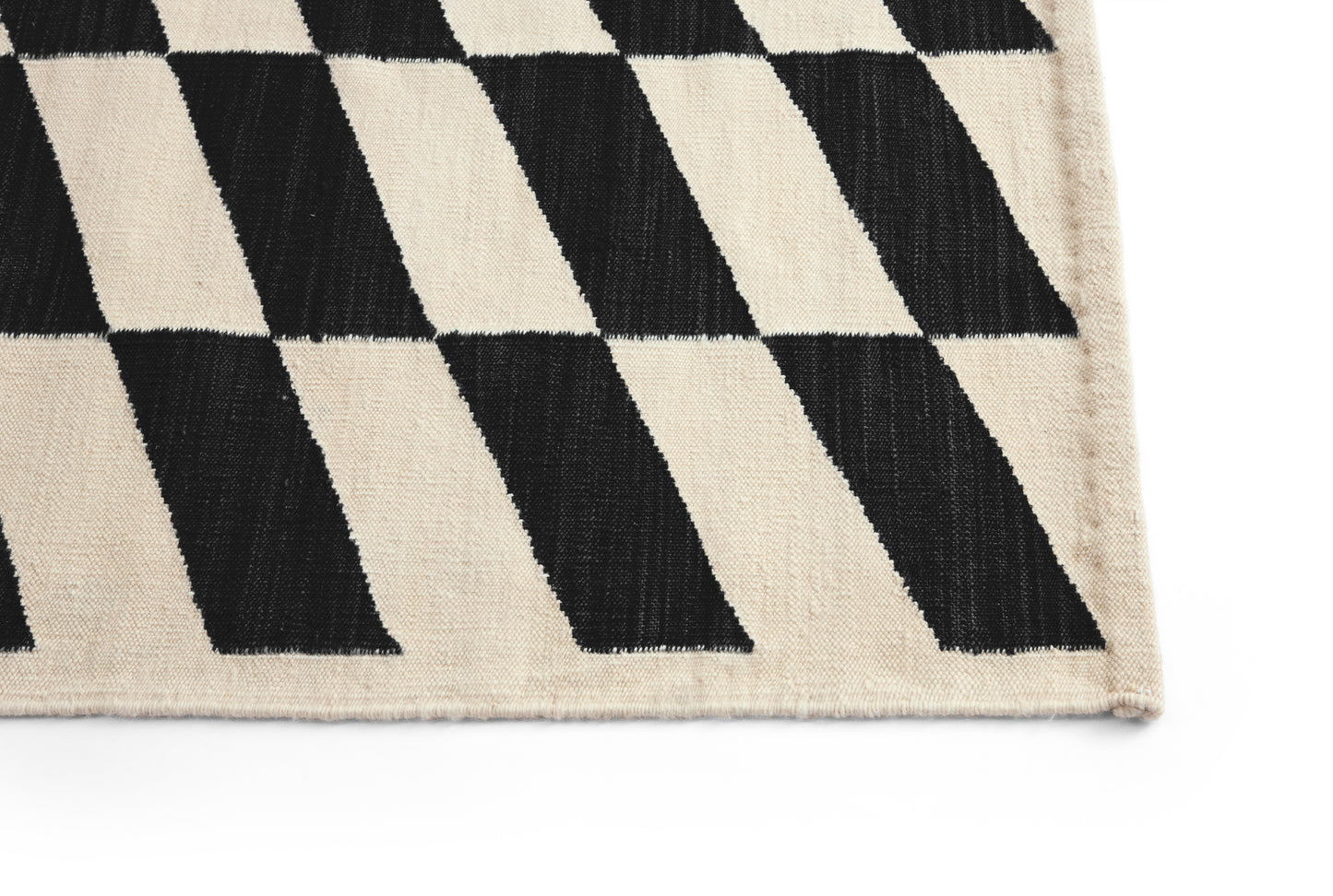 HAY Shift Kelim vloerkleed 140x200 cm Black
