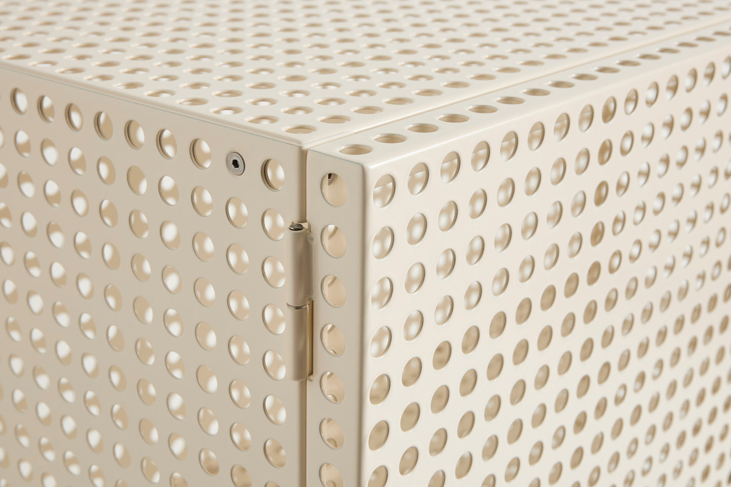HAY Perforated kast large Eggshell
