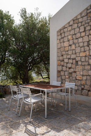 Houe Alua Dining tuinstoel met arm Muted White