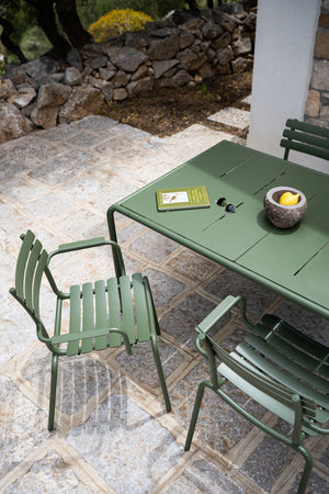 Houe Alua Dining tuinstoel met arm Olive Green