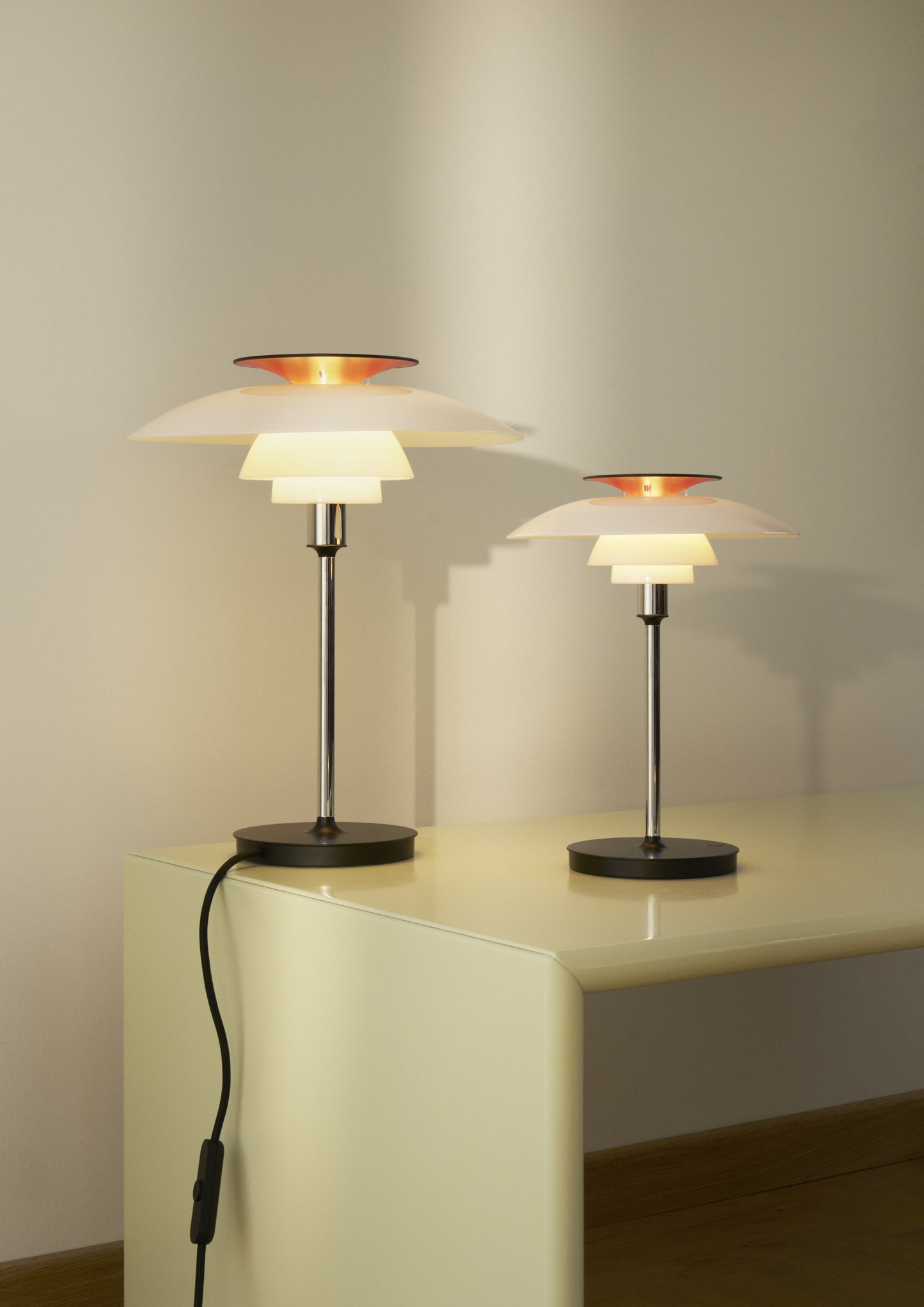 Louis Poulsen PH 80 tafellamp Opal White/Chrome
