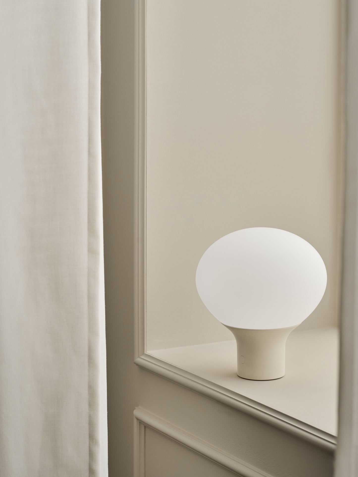 Bolia Acorn Portable tafellamp