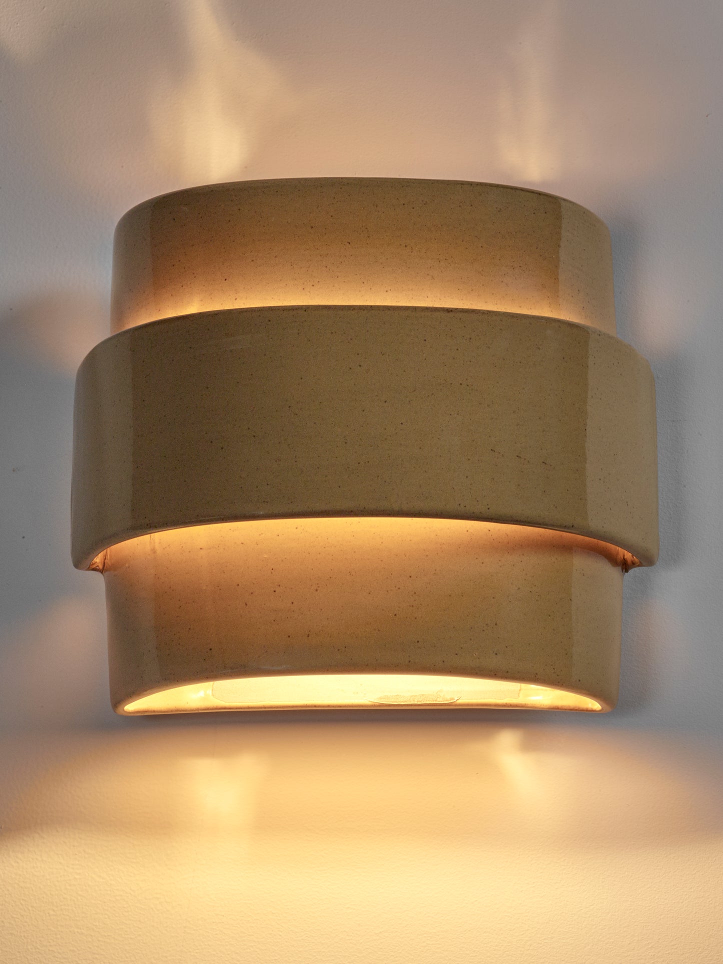 Serax Anita Le Grelle Terres de Rêves Jame wandlamp Oker