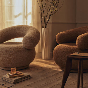 Ferm Living Orbo fauteuil Raw Bouclé Tan