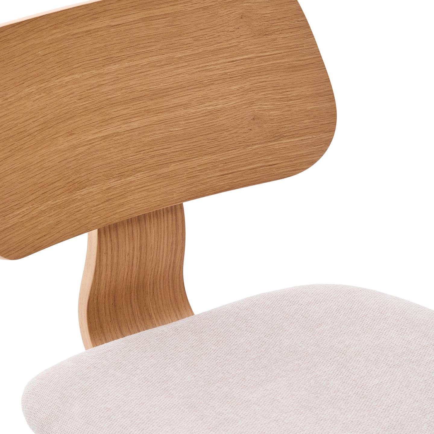 Kave Home Gena eetkamerstoel chenille Beige poot eiken naturel