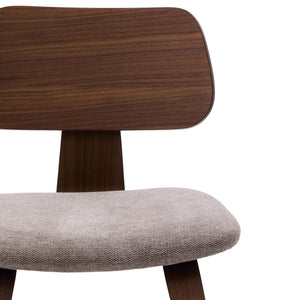 Kave Home Gena eetkamerstoel chenille Beige poot walnoot afwerking