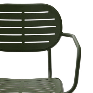 Kave Home Brai tuinstoel met arm gegalvaniseerd Groen