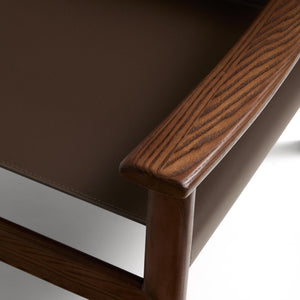Kave Home Jan fauteuil leder Donkerbruin essenhout