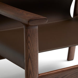 Kave Home Jan fauteuil leder Donkerbruin essenhout