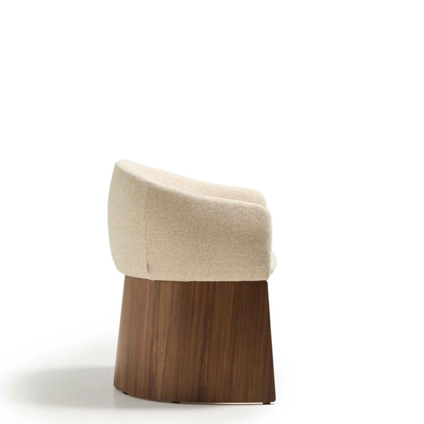 Kave Home Bosca eetkamerstoel chenille Beige walnoot