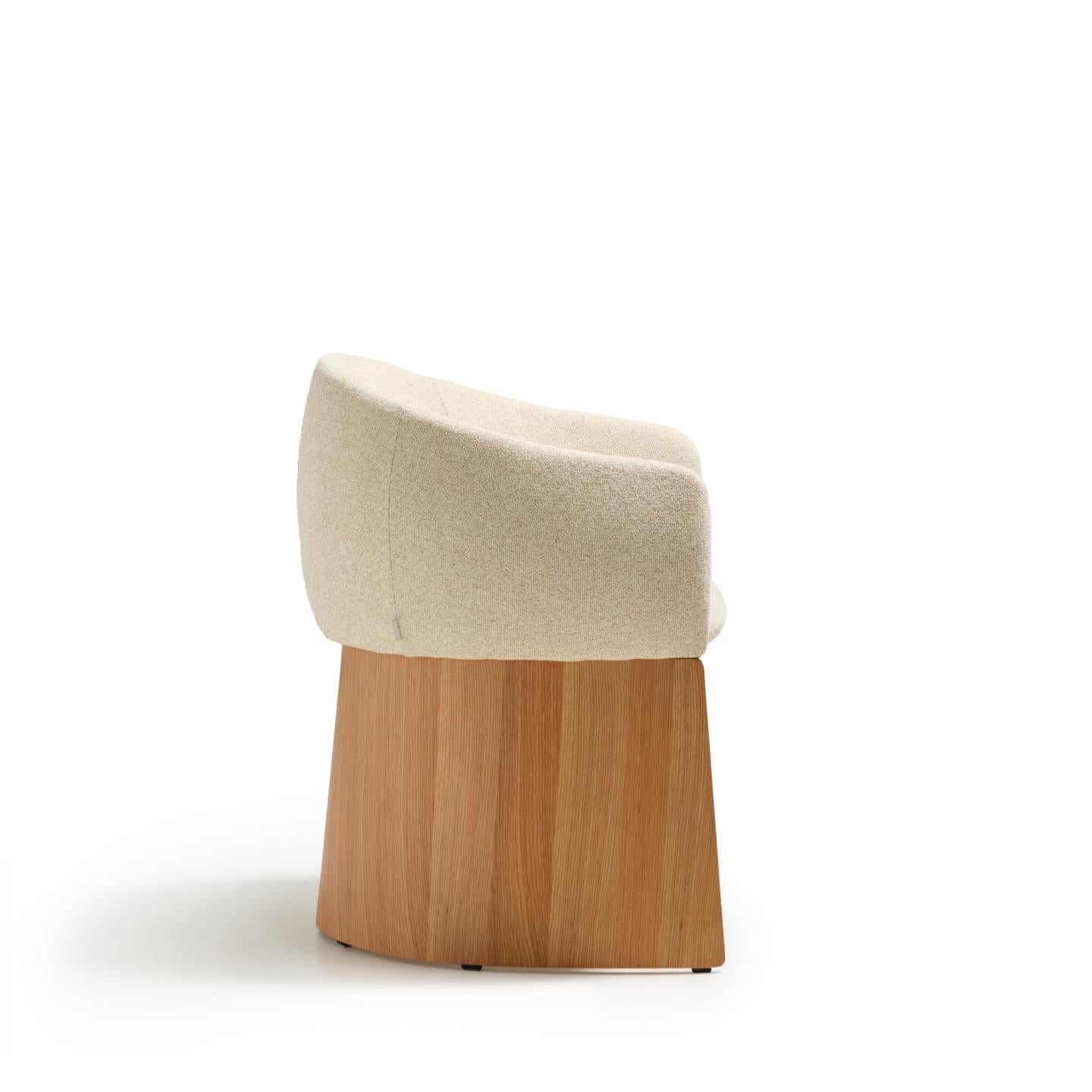Kave Home Bosca eetkamerstoel chenille Beige eiken
