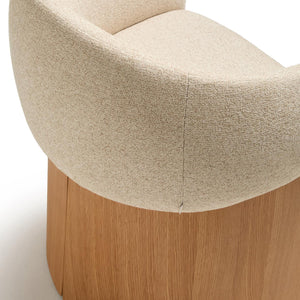 Kave Home Bosca eetkamerstoel chenille Beige eiken