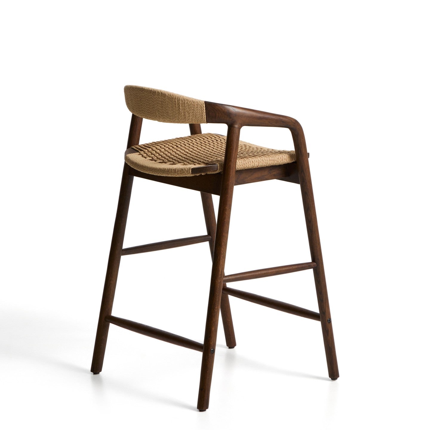 Kave Home Derile barkruk H65 cm eiken Donker